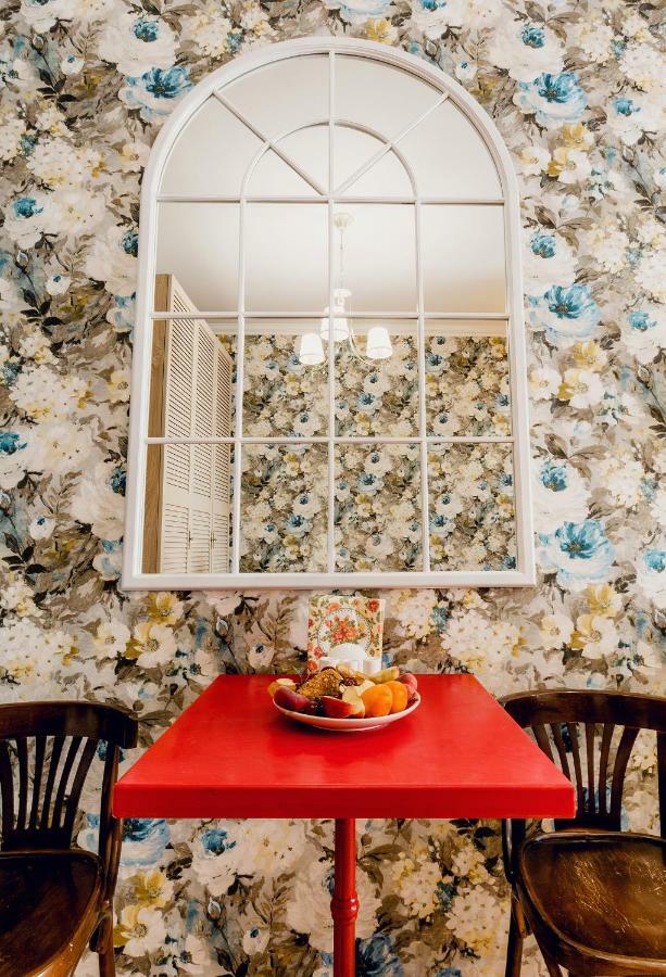 Honey Pie Apartment Lviv Bagian luar foto