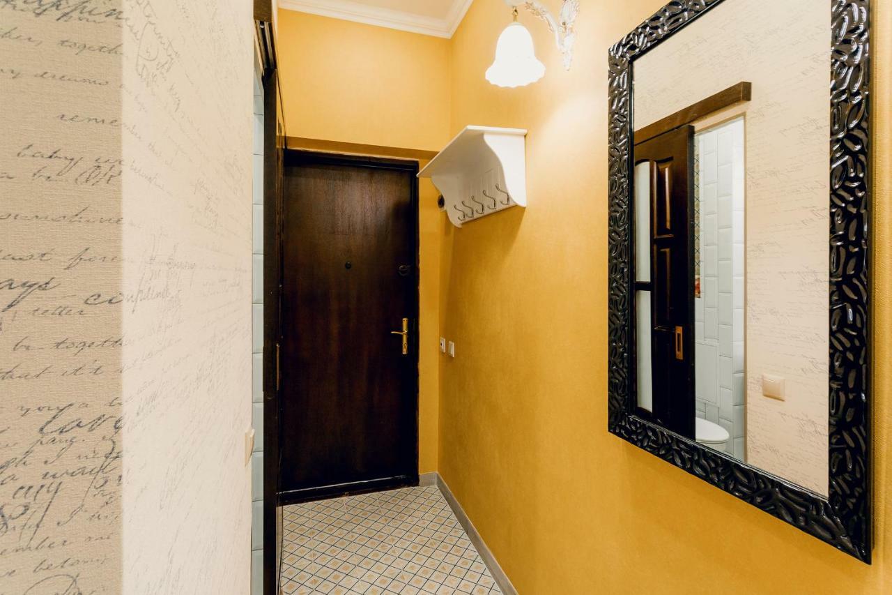 Honey Pie Apartment Lviv Bagian luar foto