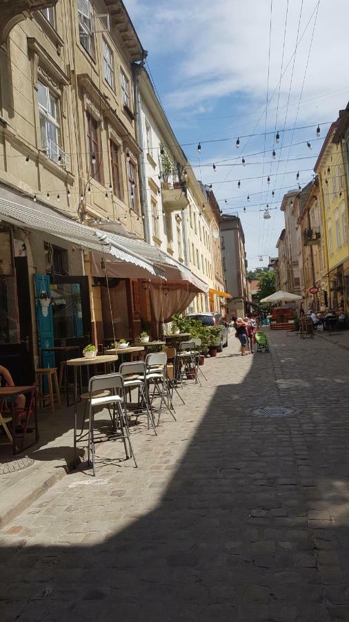 Honey Pie Apartment Lviv Bagian luar foto